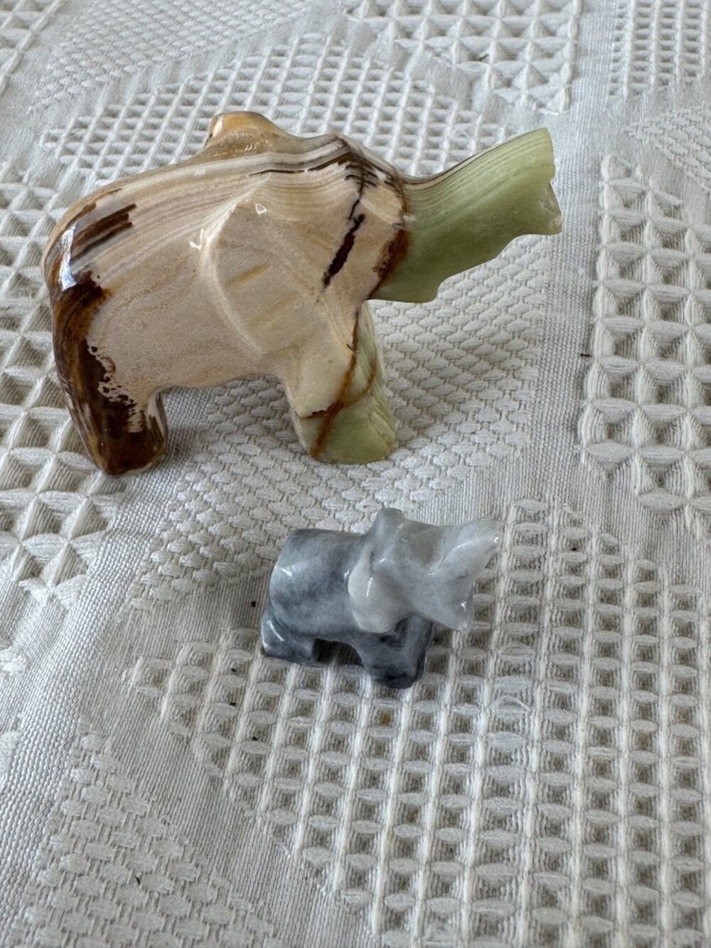 Hand Carved Banded Onyx Elephants Pair of Figurines Natural Stone Decor Set